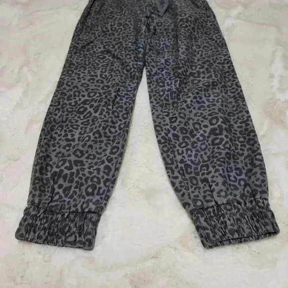 ARITZIA Alix Pant XXS Grey Purple Leopard Cheetah Print Joggers 100% Cotton Pant - Picture 3 of 7